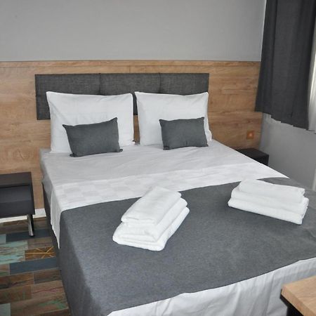 Check In Hotel Стамбул Экстерьер фото
